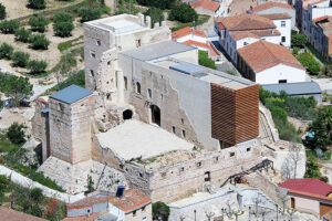 Més informació sobre l'article Ester Fabra finalitza una important recerca sobre el Castell de Vallmoll